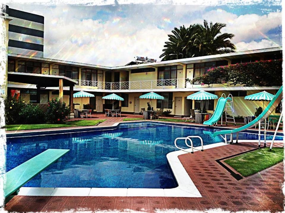 Hotel Plaza Guatemala City Bagian luar foto